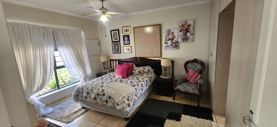 6 Bedroom Property for Sale in Dana Bay Western Cape